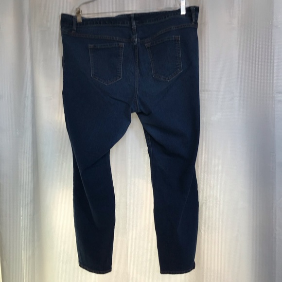 Old Navy Super Skinny Jeans - Picture 4 of 4